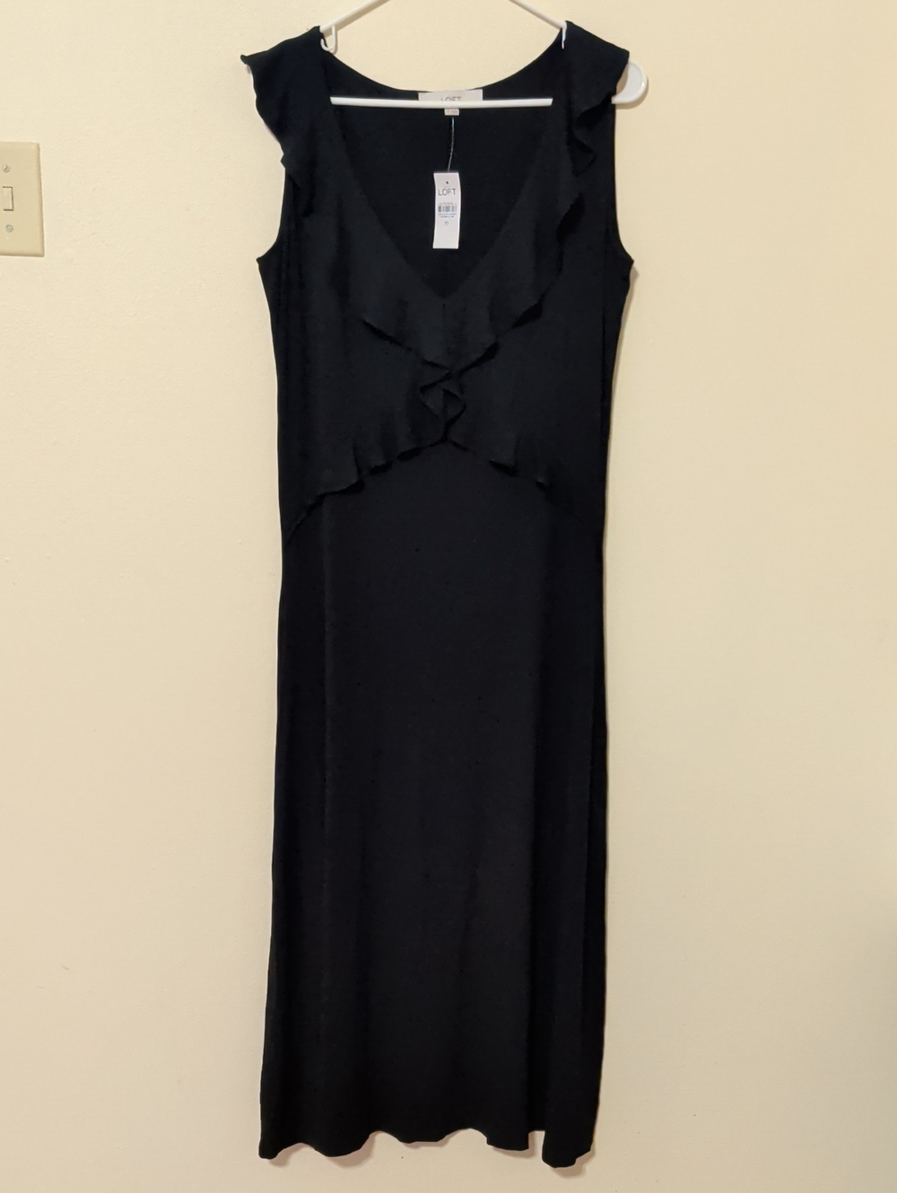 LOFT Black Sleeveless Ruffle V-Neck Maxi Dress
